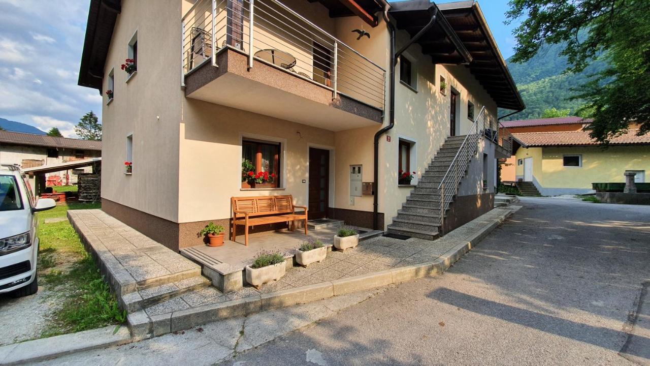 Apartma Lah Apartment Kobarid Bagian luar foto
